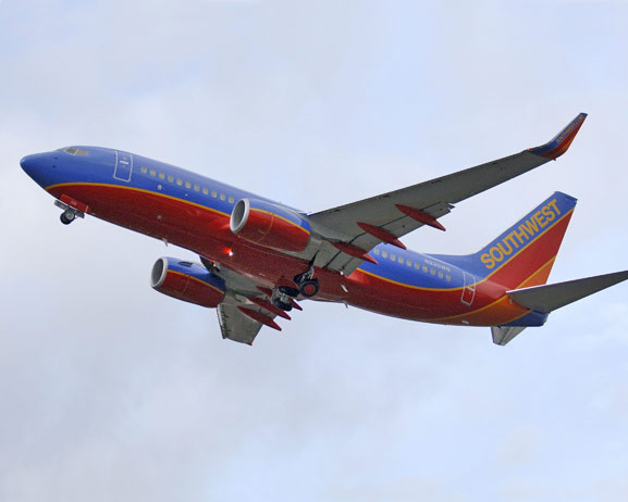 TRÅDLØST:  Det amerikanske flyselskapet Southwest Airlines vil tilby deg trådløst bredbånd om bord - via satelitt.