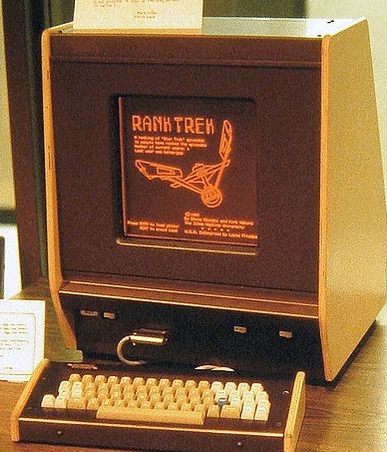 De første plasmaskjermene dukket opp allerede i 1981. Her i en Plato PC-terminal.