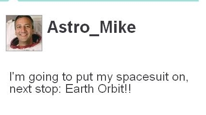 Astronauten Mike Massimino holder oss oppdatert fra rommet via Twitter.