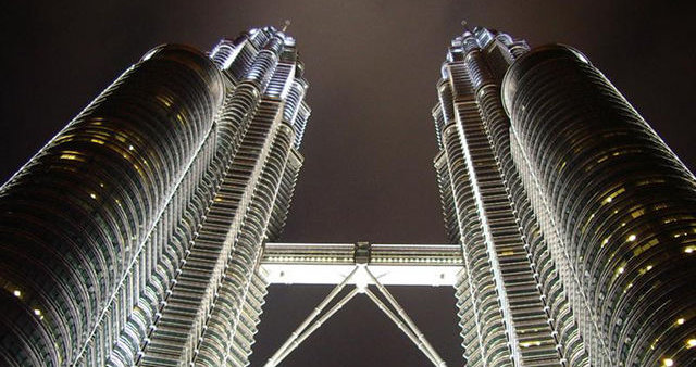 Tvillingskyskraperne Petronas Twin Towers i hovedstaden Kuala Lumpur er selve symbolet på Malaysia. Nå skal landet ikke forbindes med nettsensur.