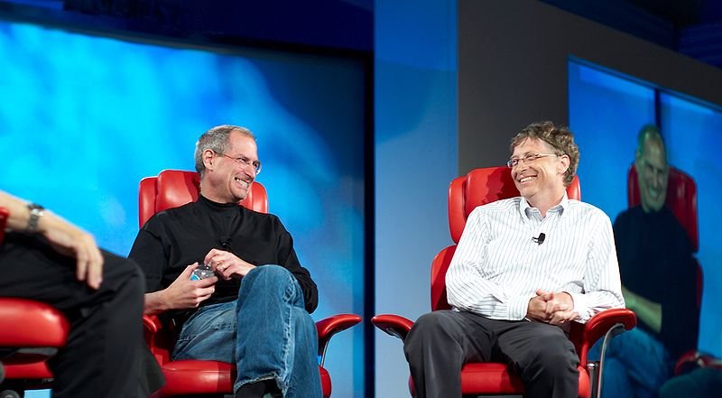 Steve Jobs og Bill Gates i en sjelden samtale på All Things D for ett par år tilbake.