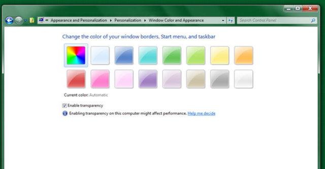 «Auto-colourization» endrer Aero Glass-fargene etter hvilket skrivebordsbilde du har definert i Windows 8.