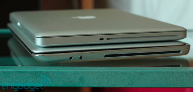 MacBook Pro og Dells tynneste Windows-laptop.