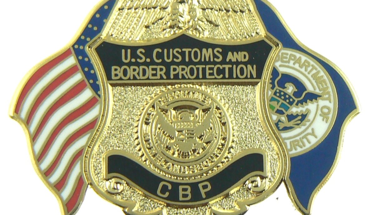 U.S Customs and Border Protection (CBP) er ikke å spøke med. Spesielt ikke når de har fått melding om hva du har skrevet på Twitter.